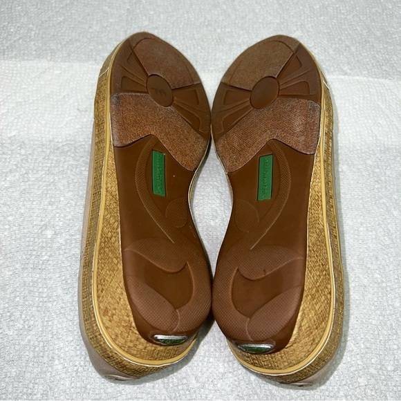 Grasshoppers Women's Size 9M- Beige/Tan Ortholite Shoes Wedge Heel Slip On - Picture 9 of 11